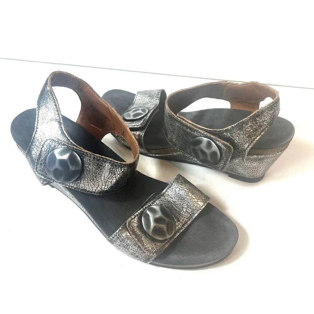 Taos Womens metallic Gray Leather Wedge Sandals EU 40 US 9.5 Sling Back Open Toe